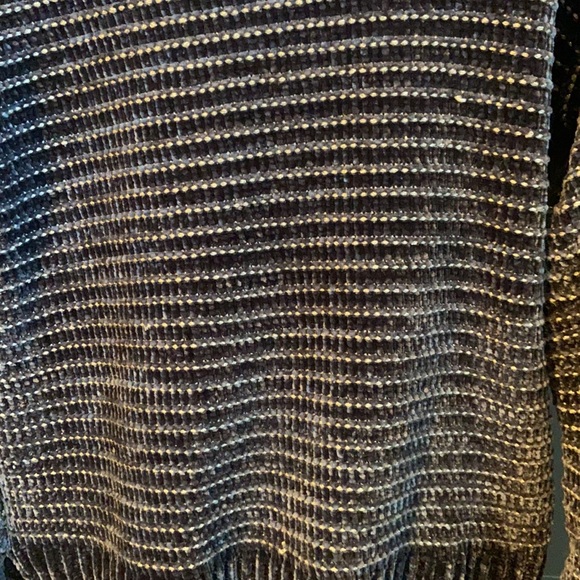 Zara Fancy collection knitted sweater - Picture 2 of 2